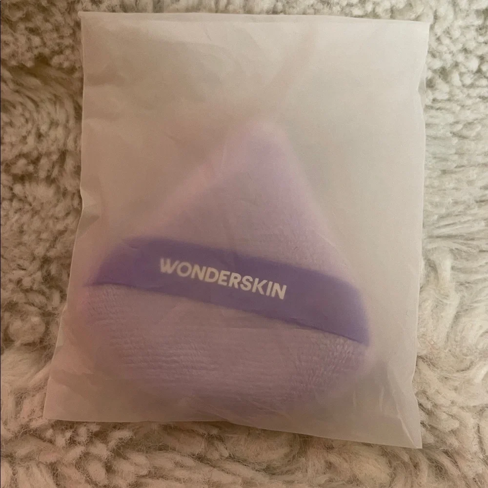 Wonderskin Purple Makeup Sponge
